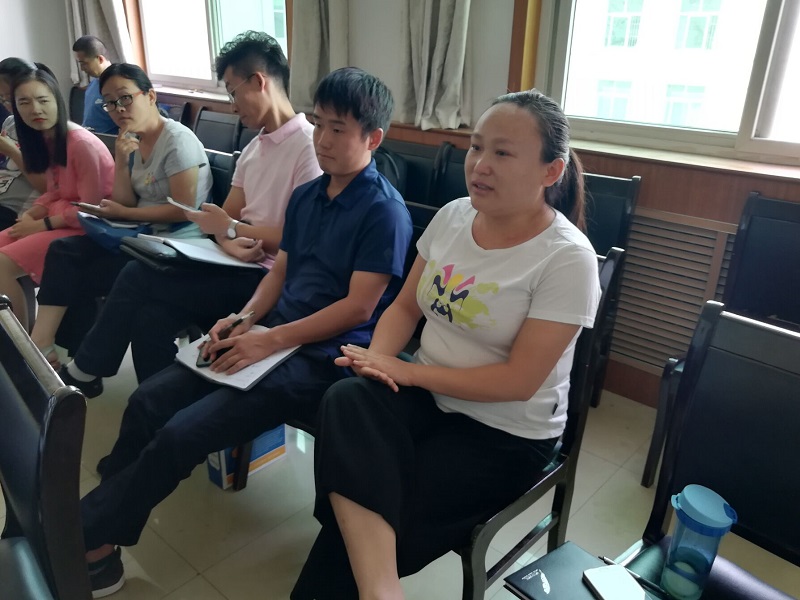 讲述中 数度哽咽